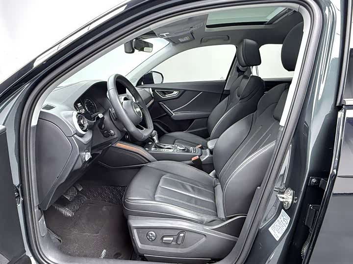 Фото 5 - Audi Q2L