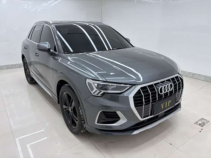 Фото 6 - Audi Q3