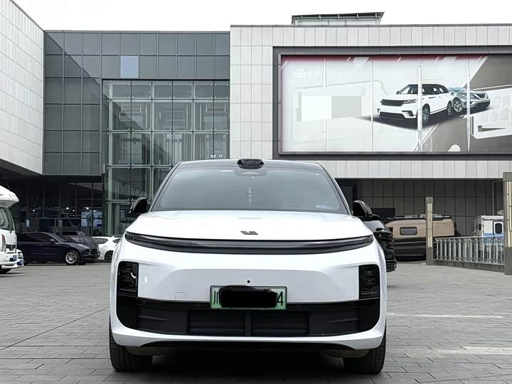 Фото 2 - LiXiang L6