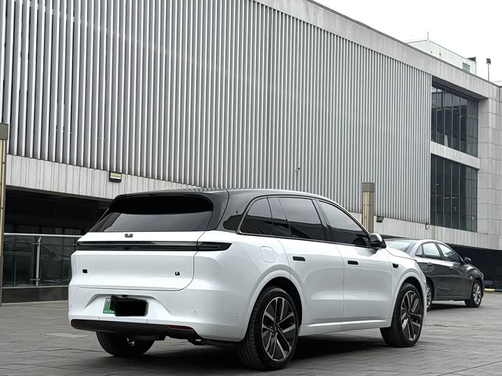 Фото 7 - LiXiang L6