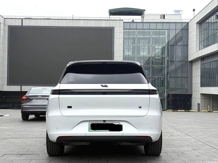 Фото 8 - LiXiang L6