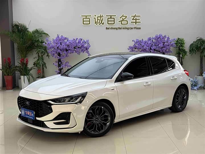 Фото 2 - Ford Focus