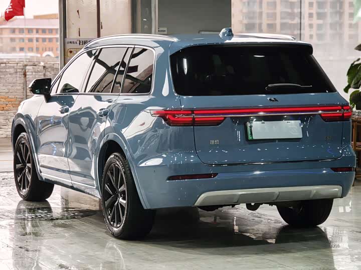 Фото 5 - LiXiang One