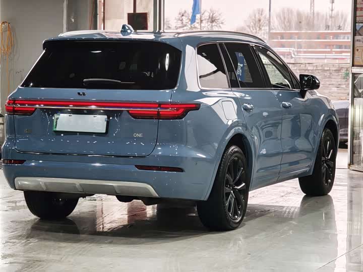 Фото 6 - LiXiang One