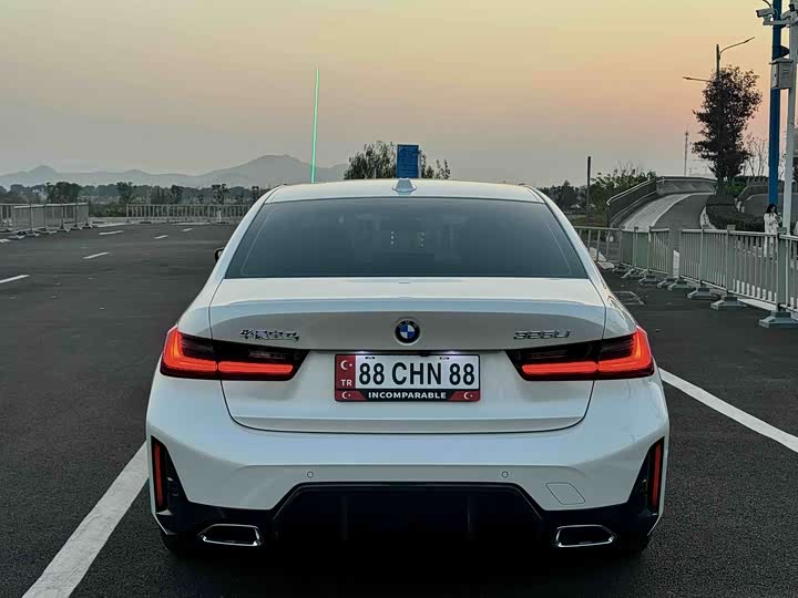 Фото 4 - BMW 3 Series