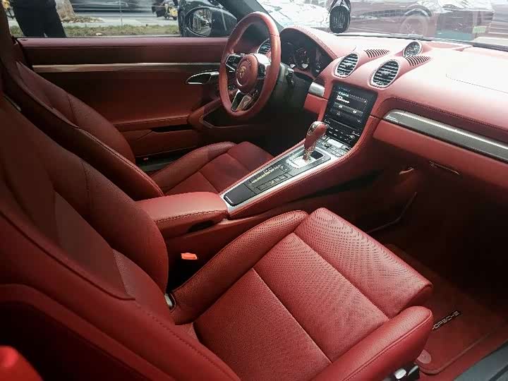 Фото 7 - Porsche 718