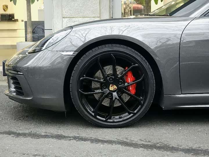 Фото 8 - Porsche 718