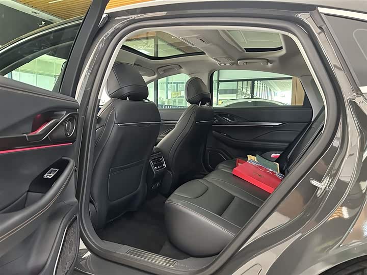 Фото 5 - Lincoln Z (Zephyr)