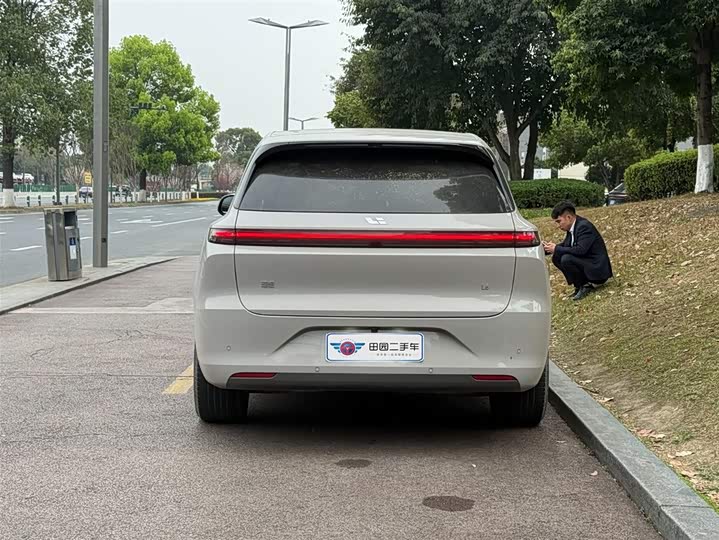 Фото 5 - LiXiang L6