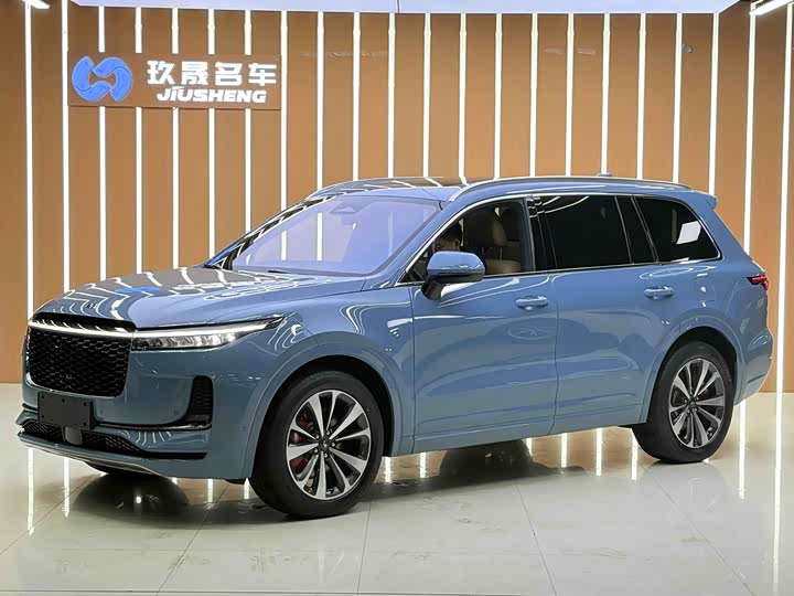 Фото 1 - LiXiang One