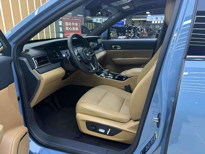 Фото 6 - LiXiang One