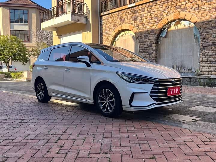 Фото 5 - BYD Song Max