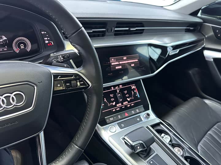 Фото 5 - Audi A6L