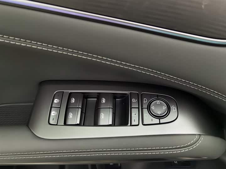 Фото 9 - BYD Song L