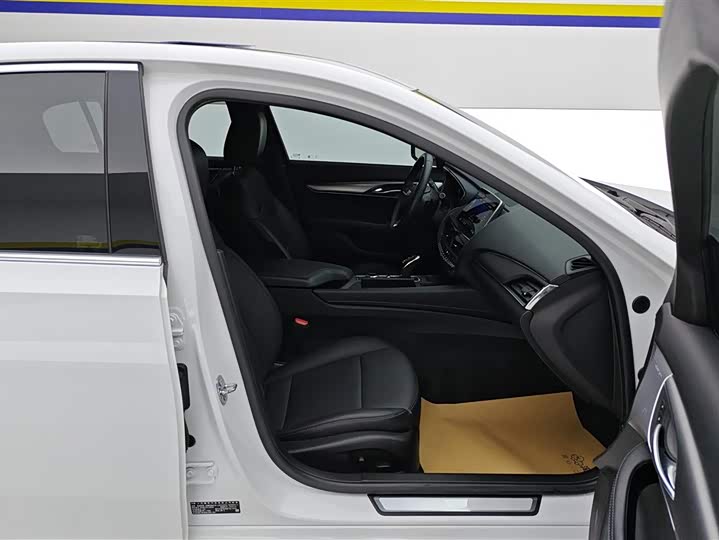 Photo 8 - Cadillac CT5