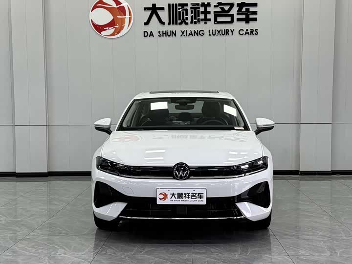 Фото 2 - Volkswagen Sagitar L