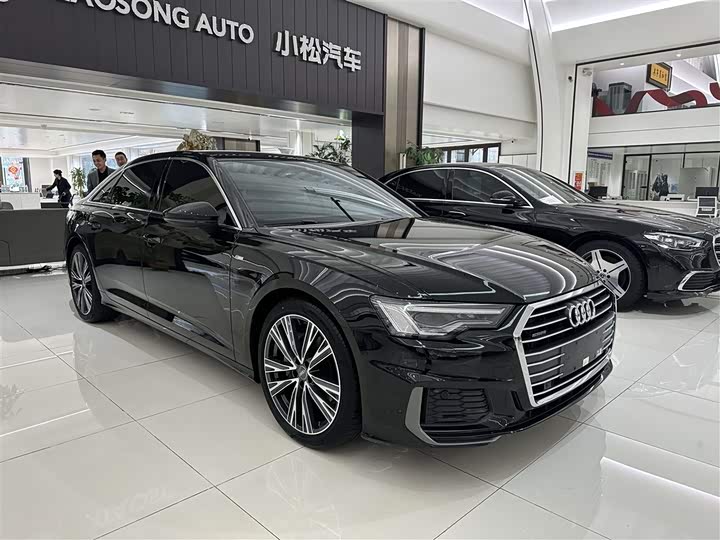 Фото 4 - Audi A6L