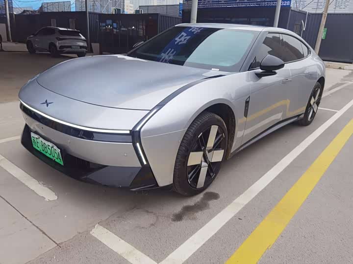 Фото 1 - XPeng P7