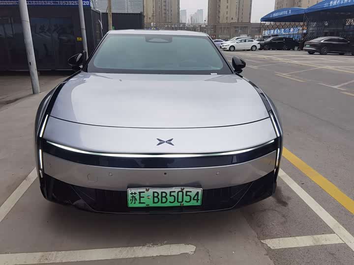 Фото 2 - XPeng P7