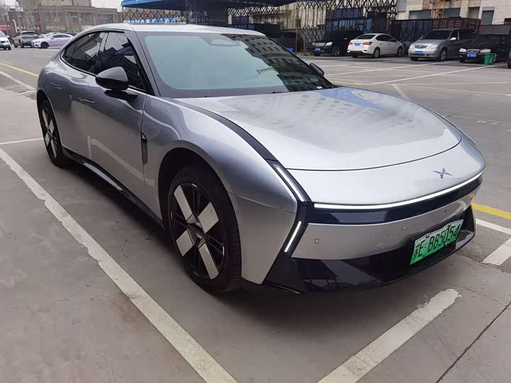 Фото 3 - XPeng P7