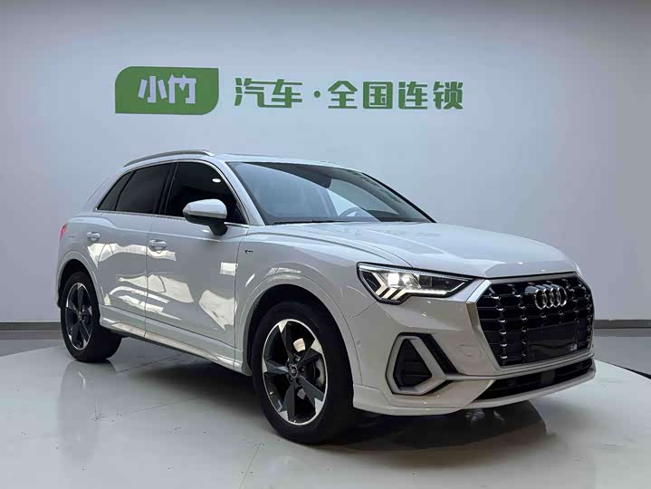 Фото 2 - Audi Q3