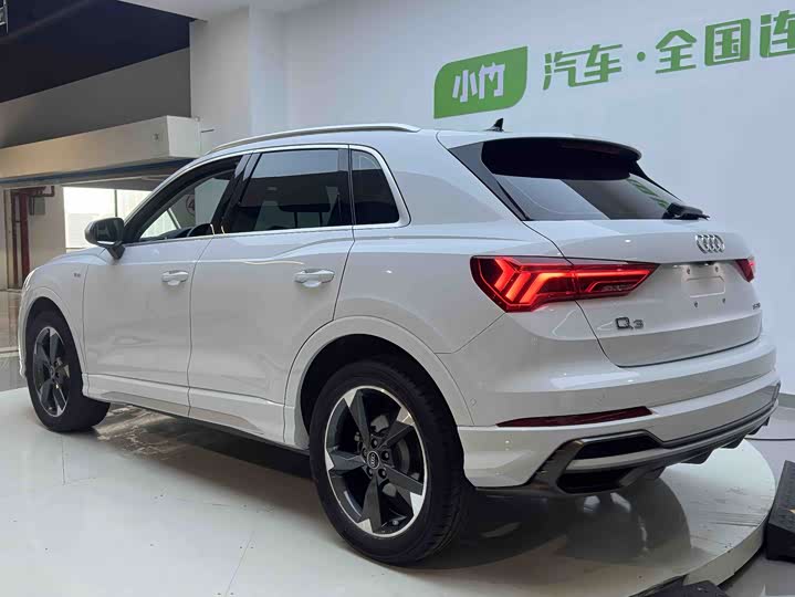 Фото 5 - Audi Q3