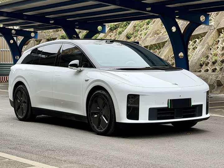 Фото 3 - LiXiang i6