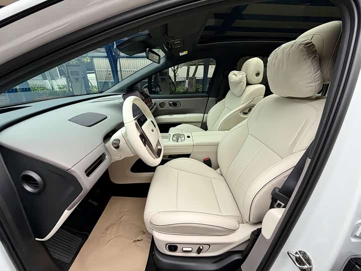 Фото 9 - LiXiang i6