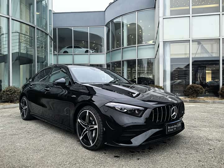 Фото 3 - Mercedes-Benz A-Class AMG