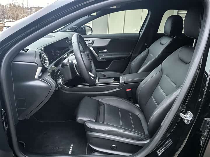 Фото 5 - Mercedes-Benz A-Class AMG