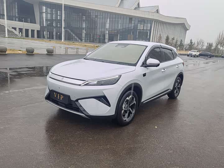 Фото 3 - BYD Yuan Plus