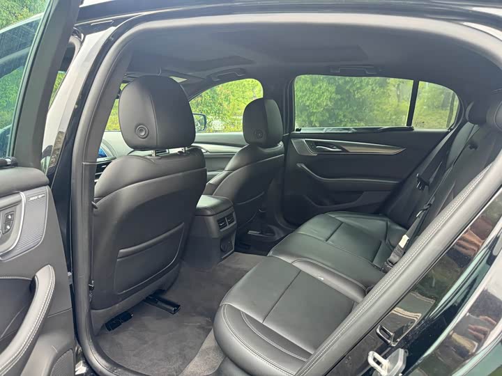 Photo 8 - Cadillac CT5