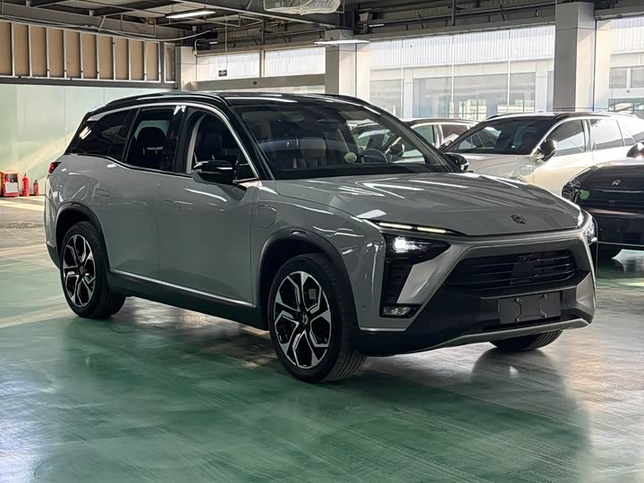 Фото 2 - Nio ES8