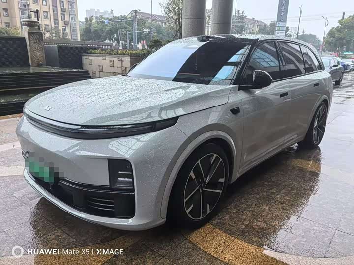 Фото 1 - LiXiang L7