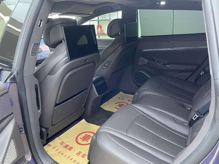 Фото 4 - Denza Z9