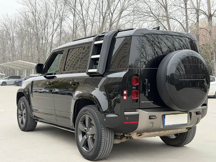 Фото 7 - Land Rover Defender