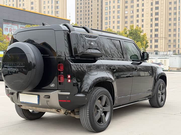 Фото 9 - Land Rover Defender