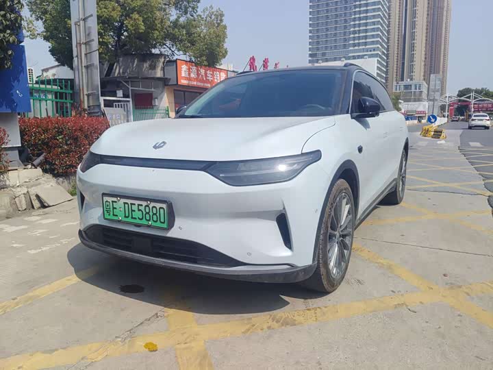 Photo 1 - Leapmotor C11