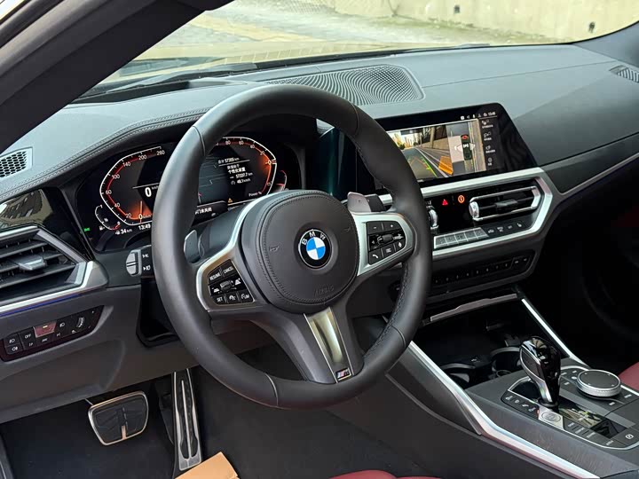 Photo 2 - BMW 4 Series
