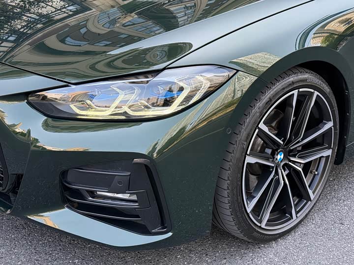 Photo 9 - BMW 4 Series