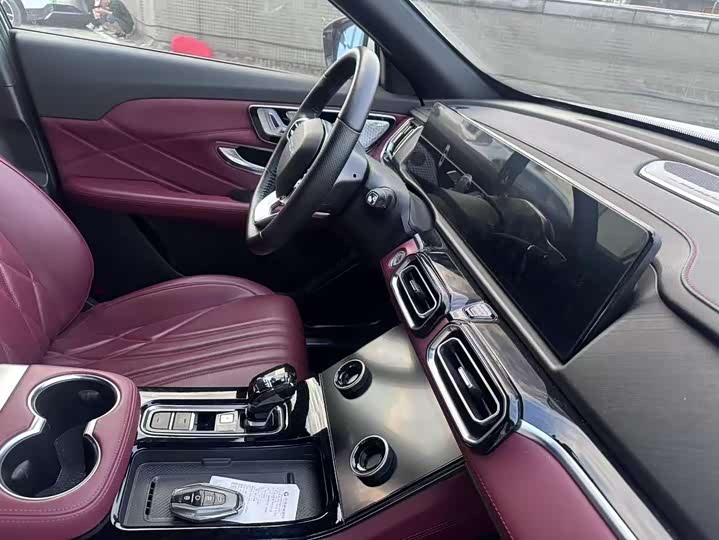 Photo 5 - Jetour X70 Plus