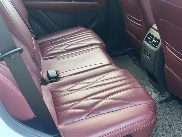 Photo 6 - Jetour X70 Plus