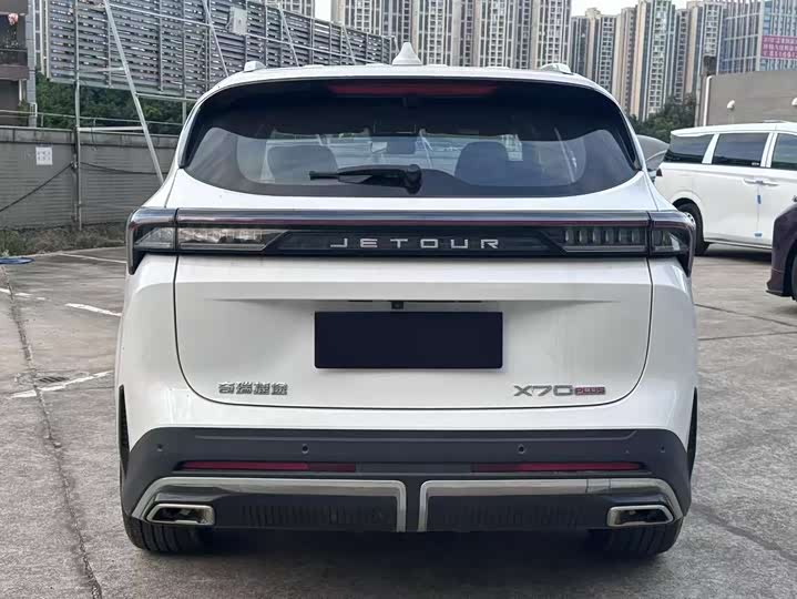 Photo 8 - Jetour X70 Plus