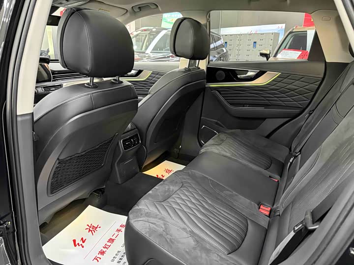 Фото 6 - Hongqi HS5