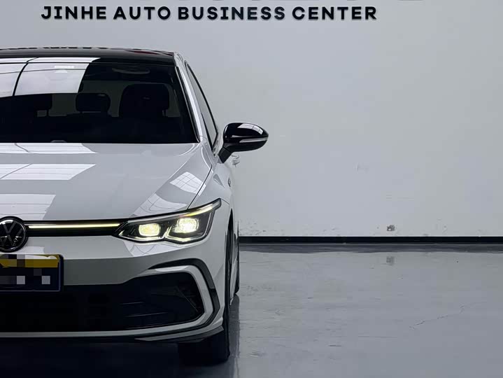 Фото 5 - Volkswagen Golf