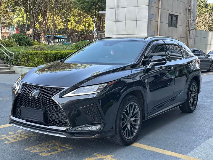 Фото 3 - Lexus RX