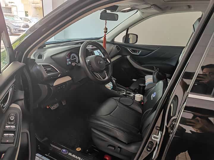 Фото 6 - Subaru Forester