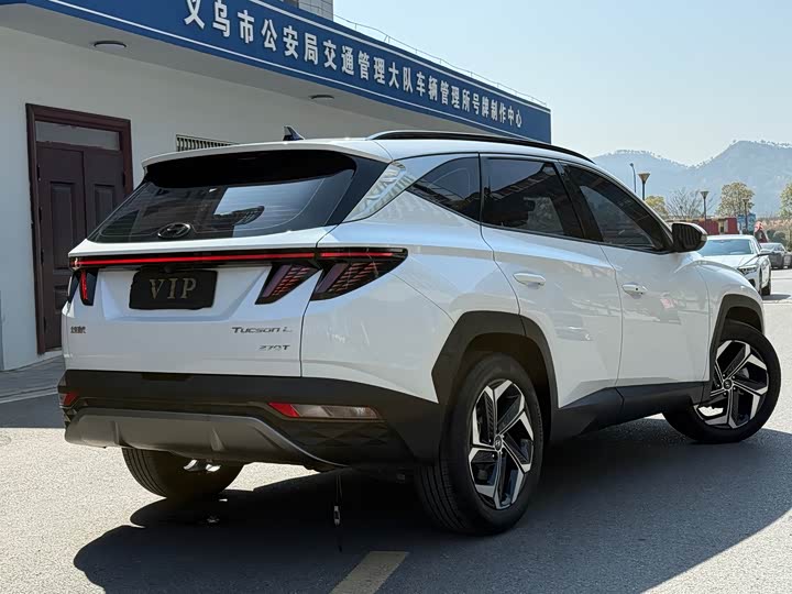 Фото 6 - Hyundai Tucson L