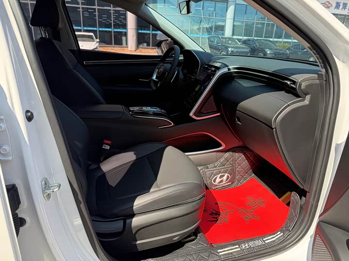 Фото 9 - Hyundai Tucson L