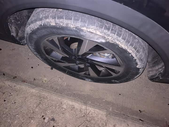 Фото 6 - Dongfeng Aeolus AX7